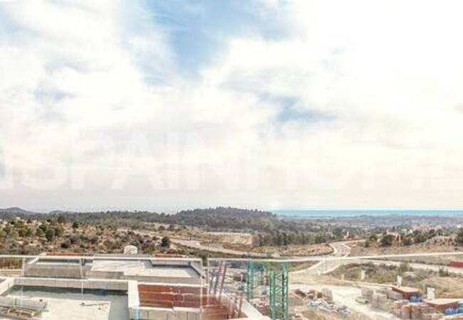 Отдельные Виллы с Просторными Интерьерами в Финестрате 34