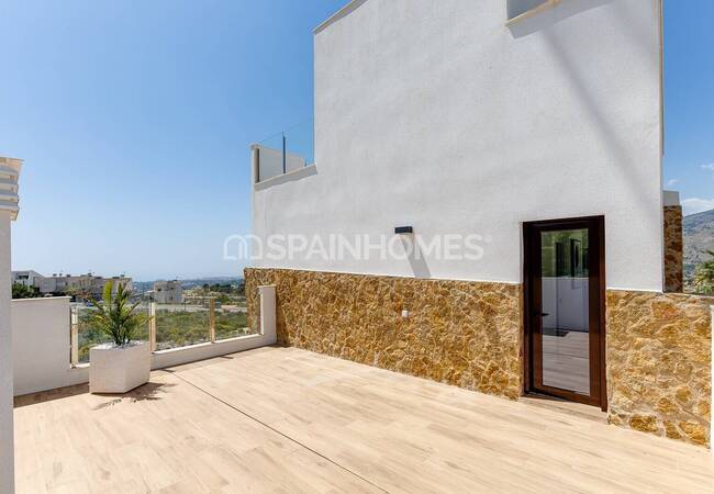 Deniz Manzaralı Özel Havuzlu ve Bahçeli Akdeniz Stili Villalar 12