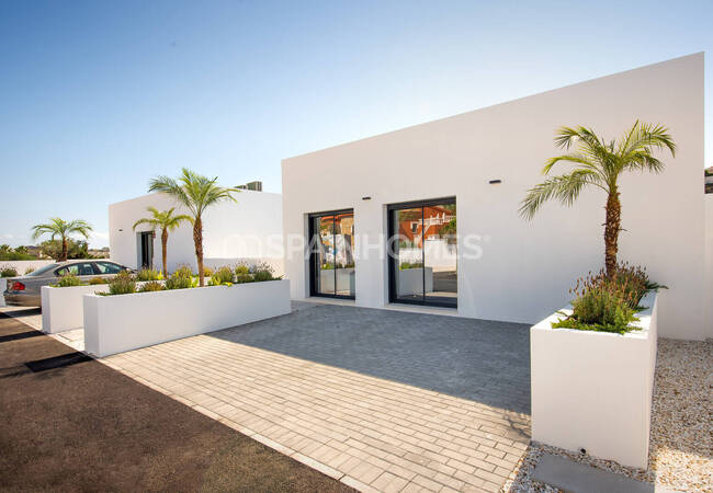 Golf Villa in Rojales for Sale with a Private Swimming Pool 5