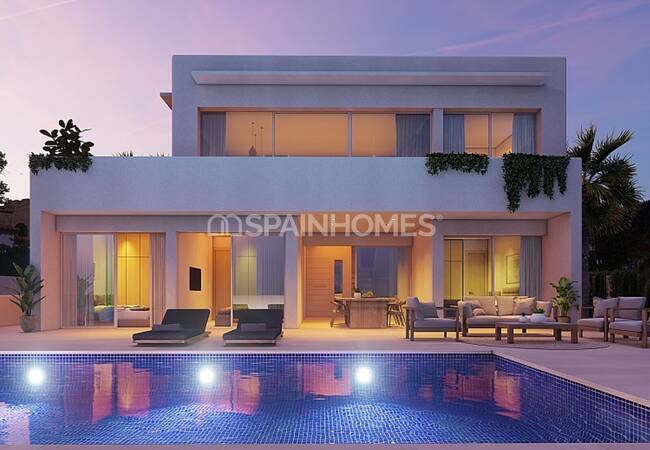 Stunning House with Spacious Garden and Pool in Alicante 2