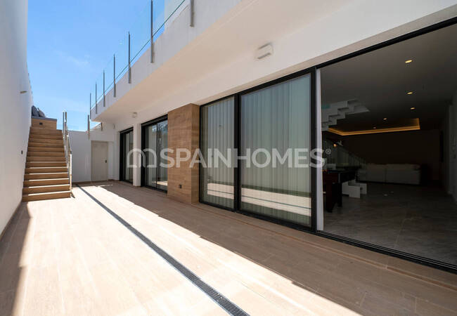 Дома с Современным Дизайном в Финестрате, Аликанте 4