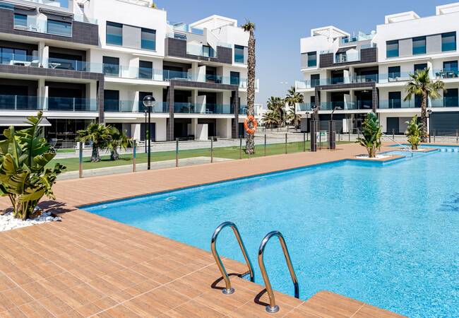 Elegant Apartments in Modern Complex in Guardamar Del Segura