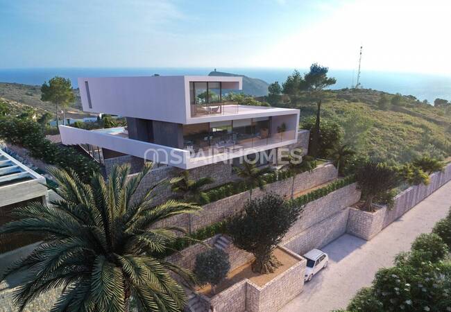 Moraira'da Muhteşem Konumda Deniz Manzaralı Lüks Villa 3