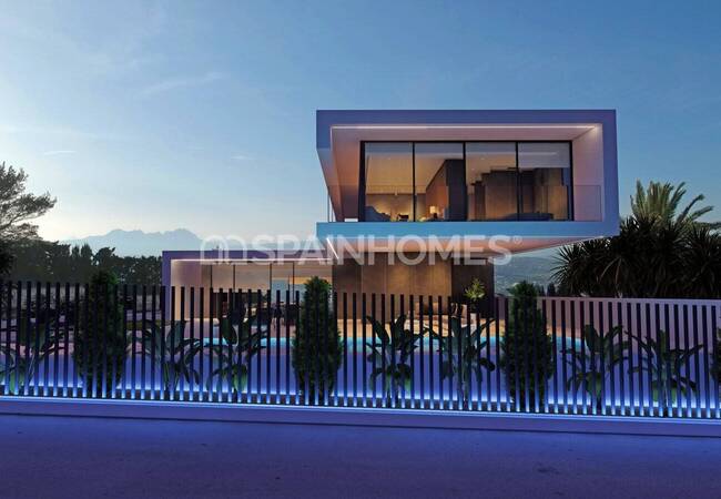 Moraira'da Muhteşem Konumda Deniz Manzaralı Lüks Villa 4