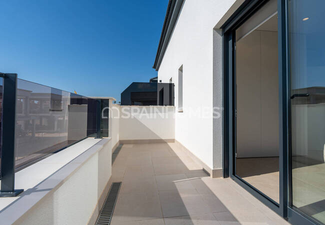 Bungalows Bien Situés Et Au Design Élégant À Santa Pola 11