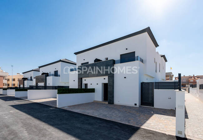 Bungalows Bien Situés Et Au Design Élégant À Santa Pola 7