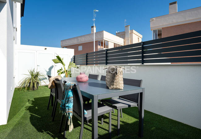 Bungalows Bien Situés Et Au Design Élégant À Santa Pola 13