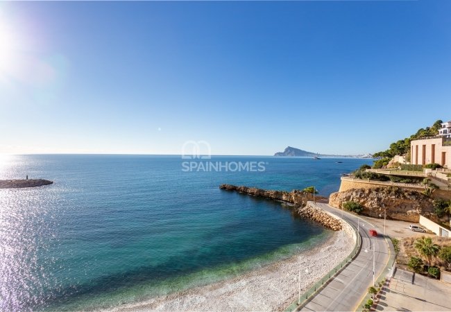 Elegant Beachfront Apartments in Exclusive Location of Altea 10