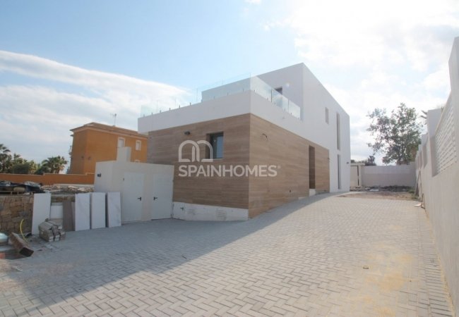Luxury Villa with Spacious Design in Calpe Costa Blanca 3