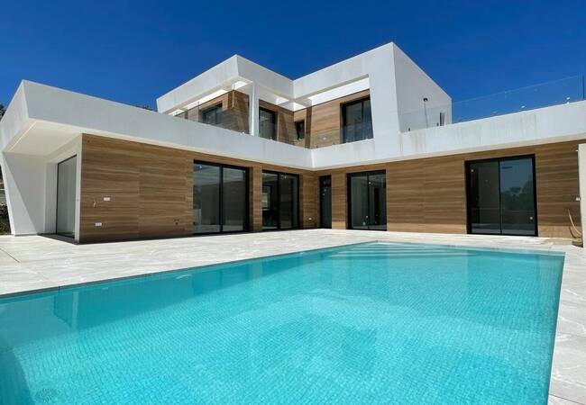 Luxury Villa with Spacious Design in Calpe Costa Blanca