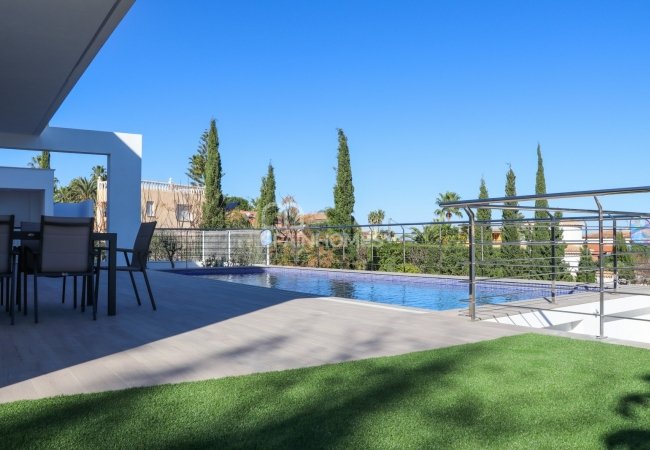 Espaciosa Villa En Ubicación Exclusiva En Denia Alicante 18