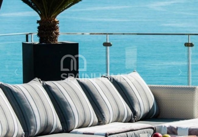 Large Sea View Villa with Luxe Features in Alicante, Costa Blanca 15