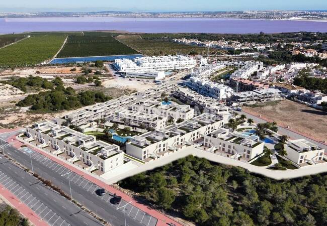 Lake View Apartments in a Complex with Pool in Torrevieja 12
