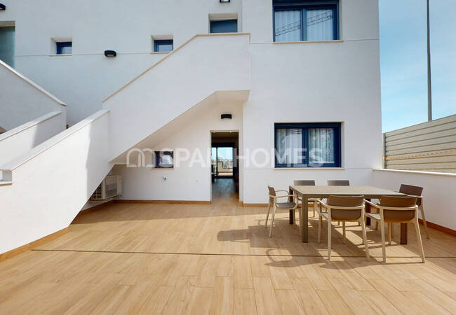 Lake View Apartments in a Complex with Pool in Torrevieja 5