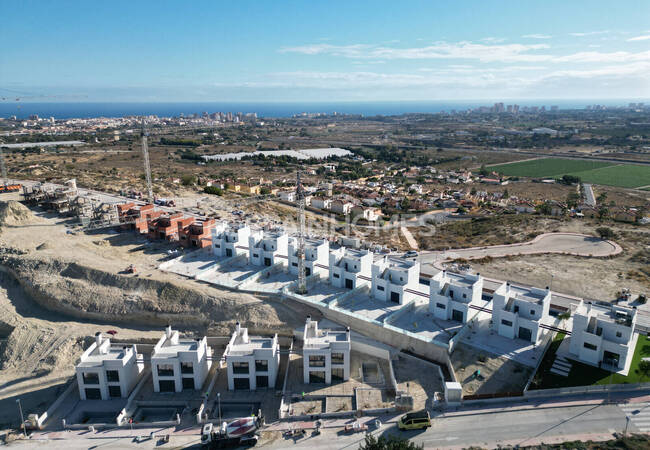 Alicante Mutxamel Şehir Merkezine ve Sahile Yakın Villalar 9