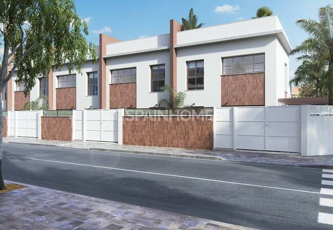 Chic Townhouses with Private Gardens in Pilar De La Horadada 4