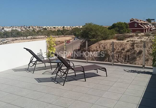 San Miguel De Salinas'ta Sakin Bölgede Şık ve Ferah Villalar 3