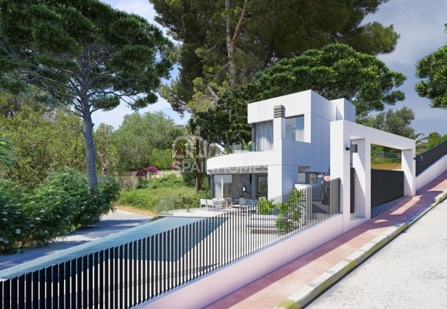 Well-located Private Villa for Sale in Benissa Alicante 1