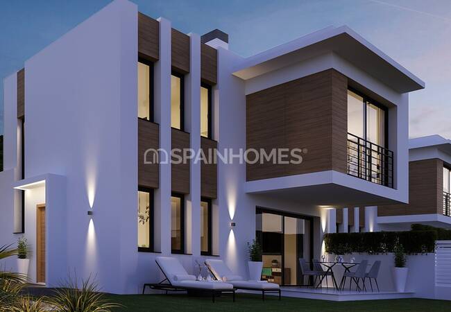 Denia Alicante'de Şehir Merkezine Yakın Müstakil Villalar 4