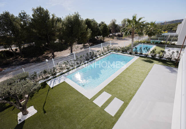 Alicante Finestrat'ın Popüler Bölgesinde Deniz Manzaralı Villalar 4