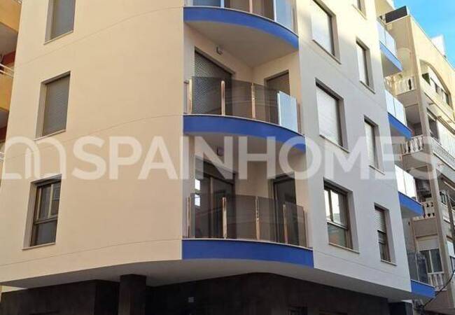 Beachfront Apartments with Rooftop Pool in Torrevieja
