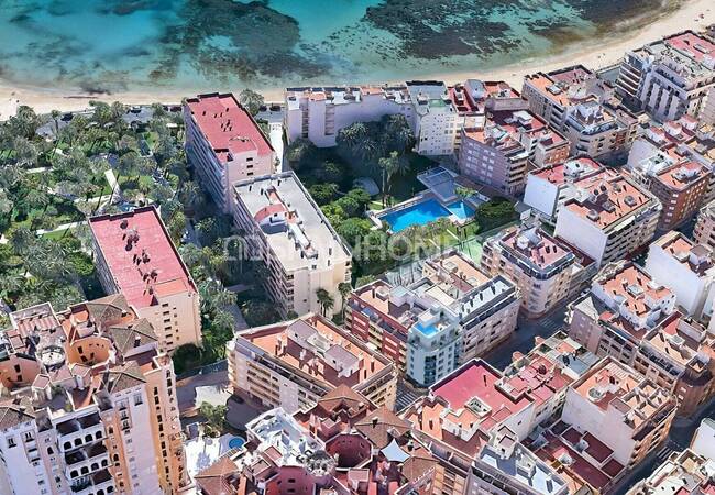 Beachfront Apartments with Rooftop Pool in Torrevieja 7