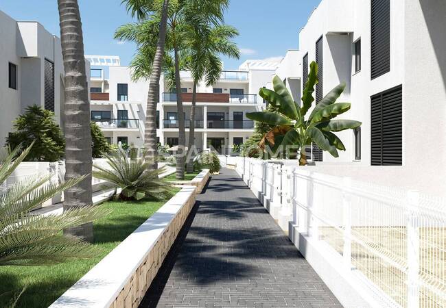 Properties 300 M From the Beach in Torre De La Horadada 6