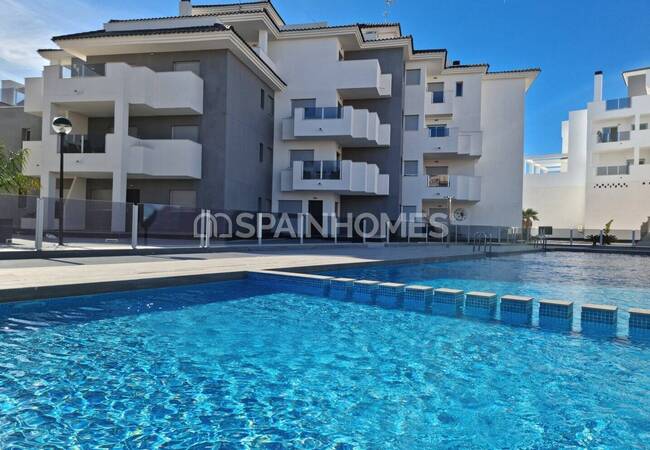Apartments in a Complex with Communal Pool in Villamartin