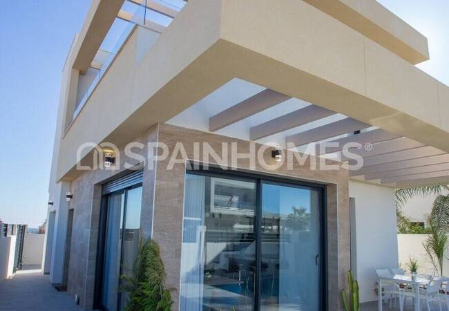 Villas Indépendantes Avec Solarium Sur Le Toit À Los Montesinos 8