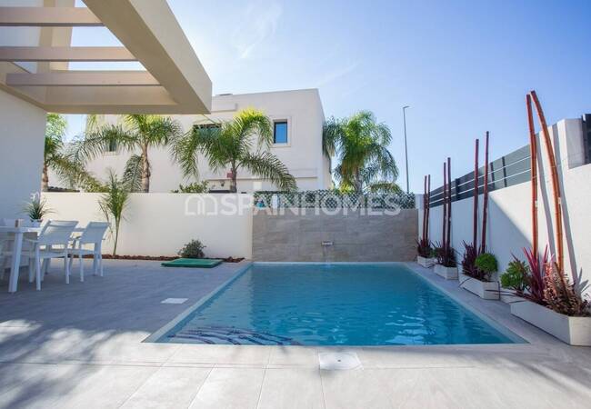 Villas Indépendantes Avec Solarium Sur Le Toit À Los Montesinos 13