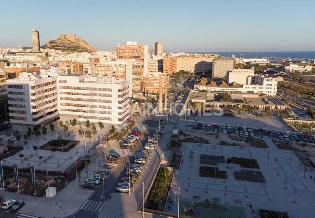 Apartments Close to the Beach and Downtown in Alicante City 3