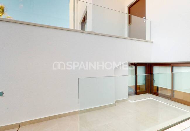 Algorfa'da Eşsiz Tasarımlı Özel Havuzlu Villalar 8