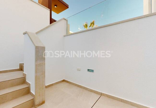 Algorfa'da Eşsiz Tasarımlı Özel Havuzlu Villalar 10