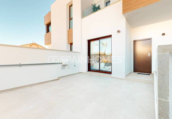 Algorfa'da Eşsiz Tasarımlı Özel Havuzlu Villalar 9