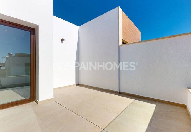 Algorfa'da Eşsiz Tasarımlı Özel Havuzlu Villalar 17