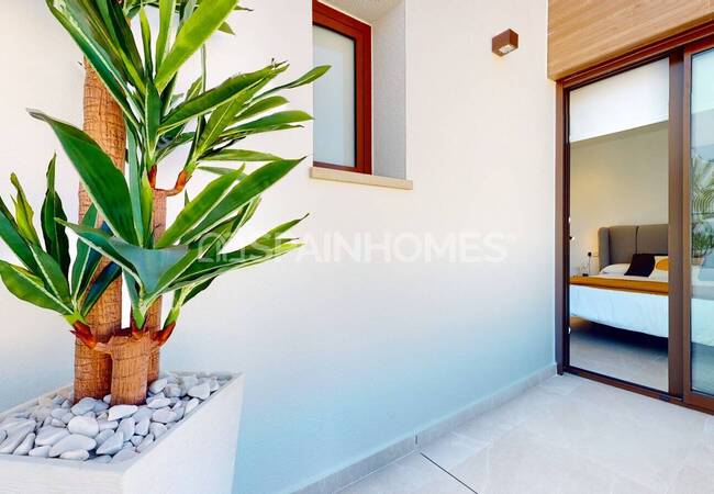 Algorfa'da Eşsiz Tasarımlı Özel Havuzlu Villalar 18