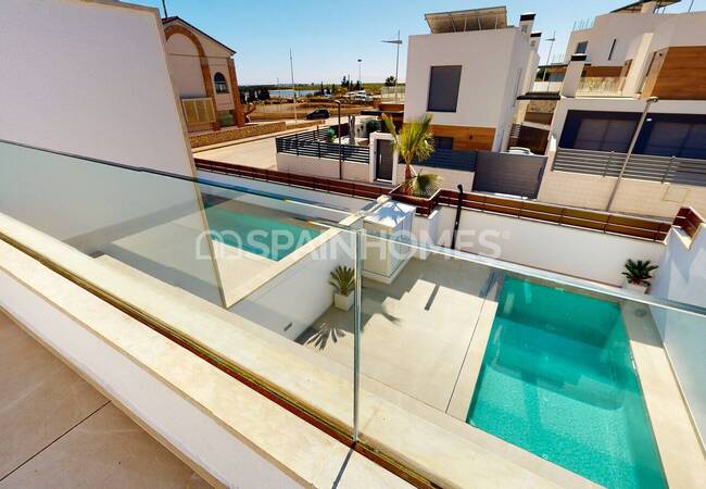 Algorfa'da Eşsiz Tasarımlı Özel Havuzlu Villalar 5