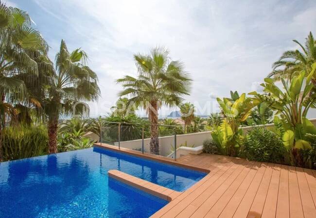 Роскошная Вилла Рядом с Пляжем и Полями для Гольфа в Морайре 1