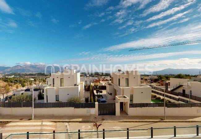 Under-construction Villa Close by the Beach in Polop 20