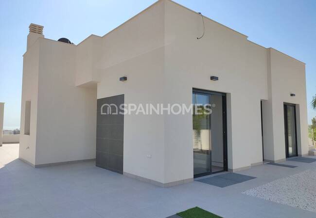 Polop'ta Geniş Teraslı Akdeniz Stilinde Şık Villalar 8