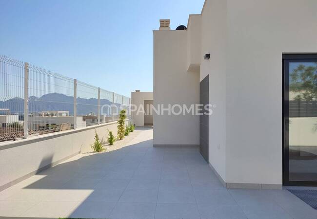 Polop'ta Geniş Teraslı Akdeniz Stilinde Şık Villalar 12