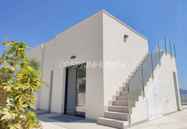 Polop'ta Geniş Teraslı Akdeniz Stilinde Şık Villalar 13