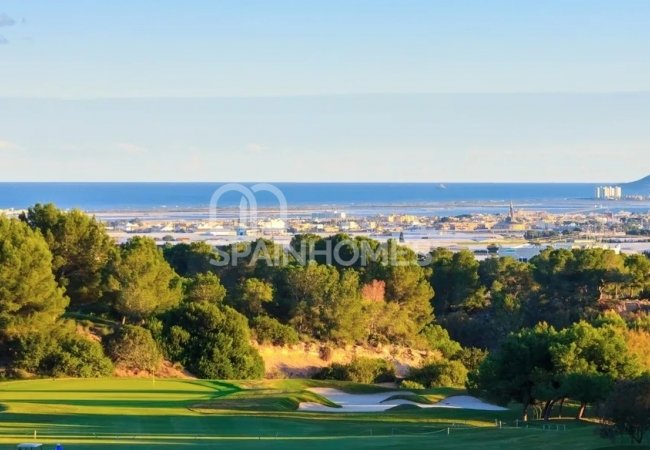 Stylish Villa with Terraces in Campoverde, Pilar De La Horadada 4