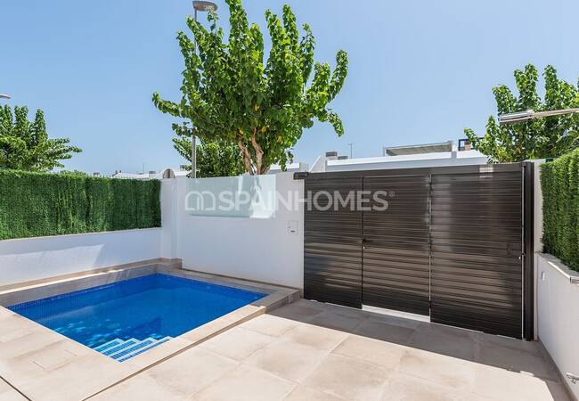 Pilar De La Horadada'da Havuzlu ve Teraslı Yarı Müstakil Evler 4