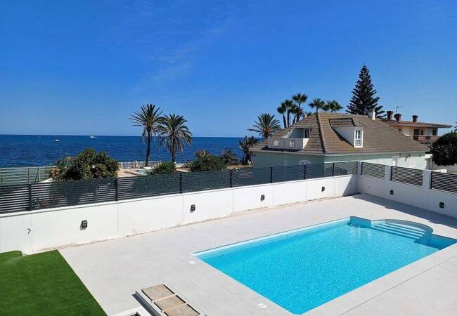 Beachfront Detached Villa with Private Pool in Torrevieja