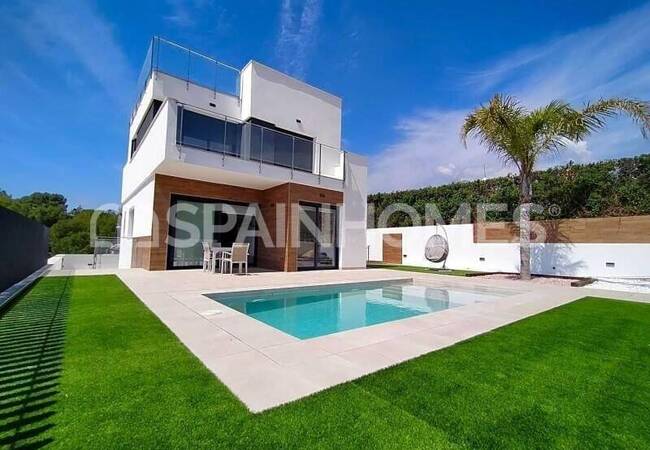 Villas Indépendantes Avec Piscine À Alicante