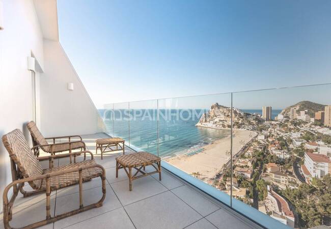 Sea View Apartments in Beachfront Building in Benidorm