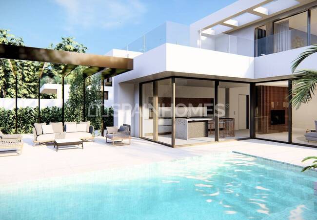 La Zenia'da Sahile Çok Yakın Konumda Şık Tasarımlı Lüks Villa 3