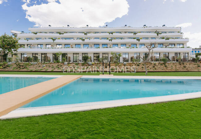 Luxe Apartments in a Complex by the Beach in El Albir 2
