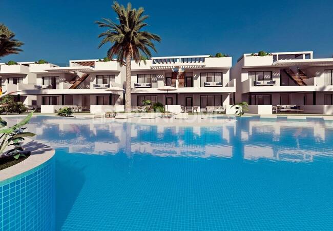 Properties on a Golf Course Close to the Beach, in Finestrat 3